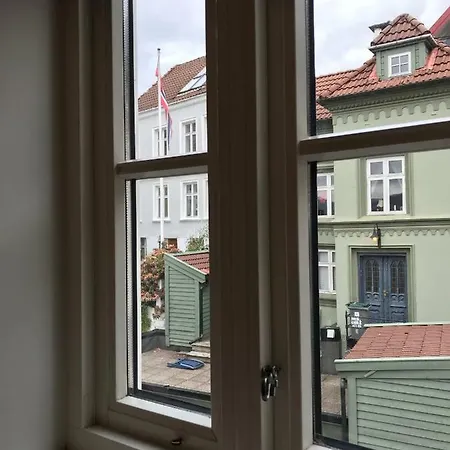 Urban Bryggen Konukevi Bergen